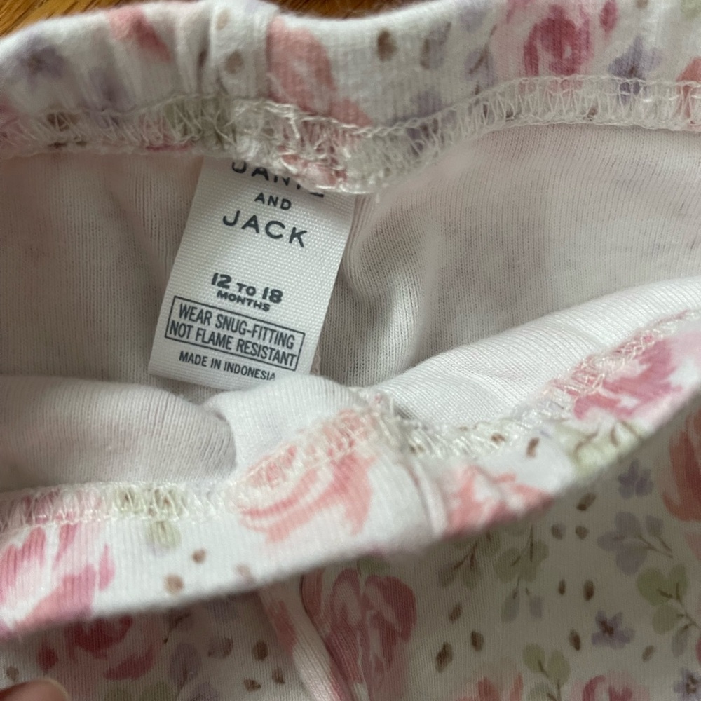 Janie and Jack Girls Pink Floral Baby/Toddler Pajamas. Size 12-18 months - Picture 3 of 3